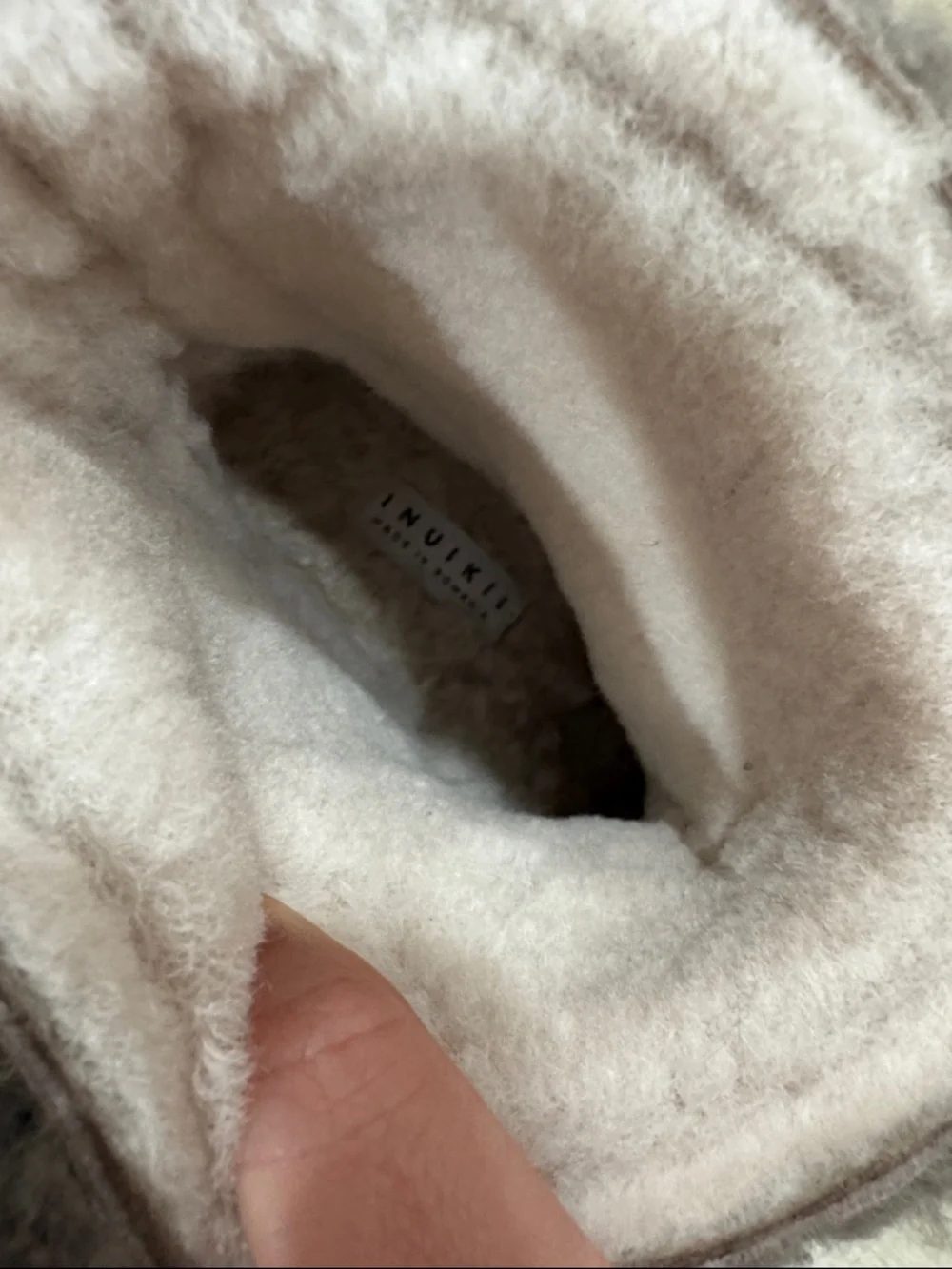 Inuikii Anthropologie Curly Rock Brown Sherpa Lace-Up Winter Boots Cozy Bold